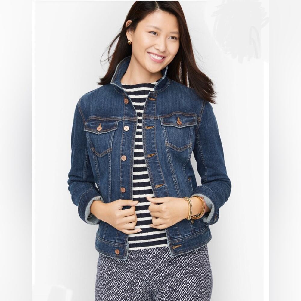 NWOT CLASSIC DENIM JACKET - SANDY WASH